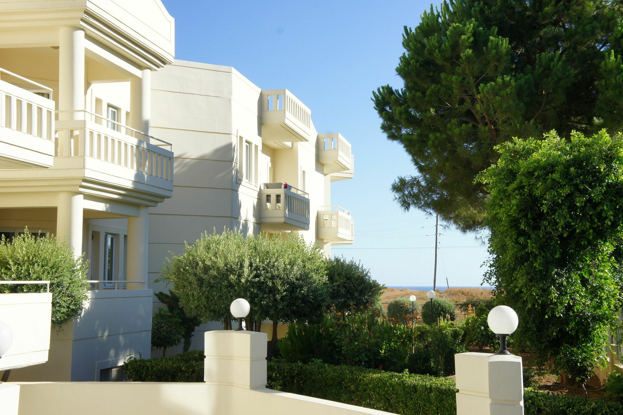 Kedrissos Hotel Chania  Bagian luar foto